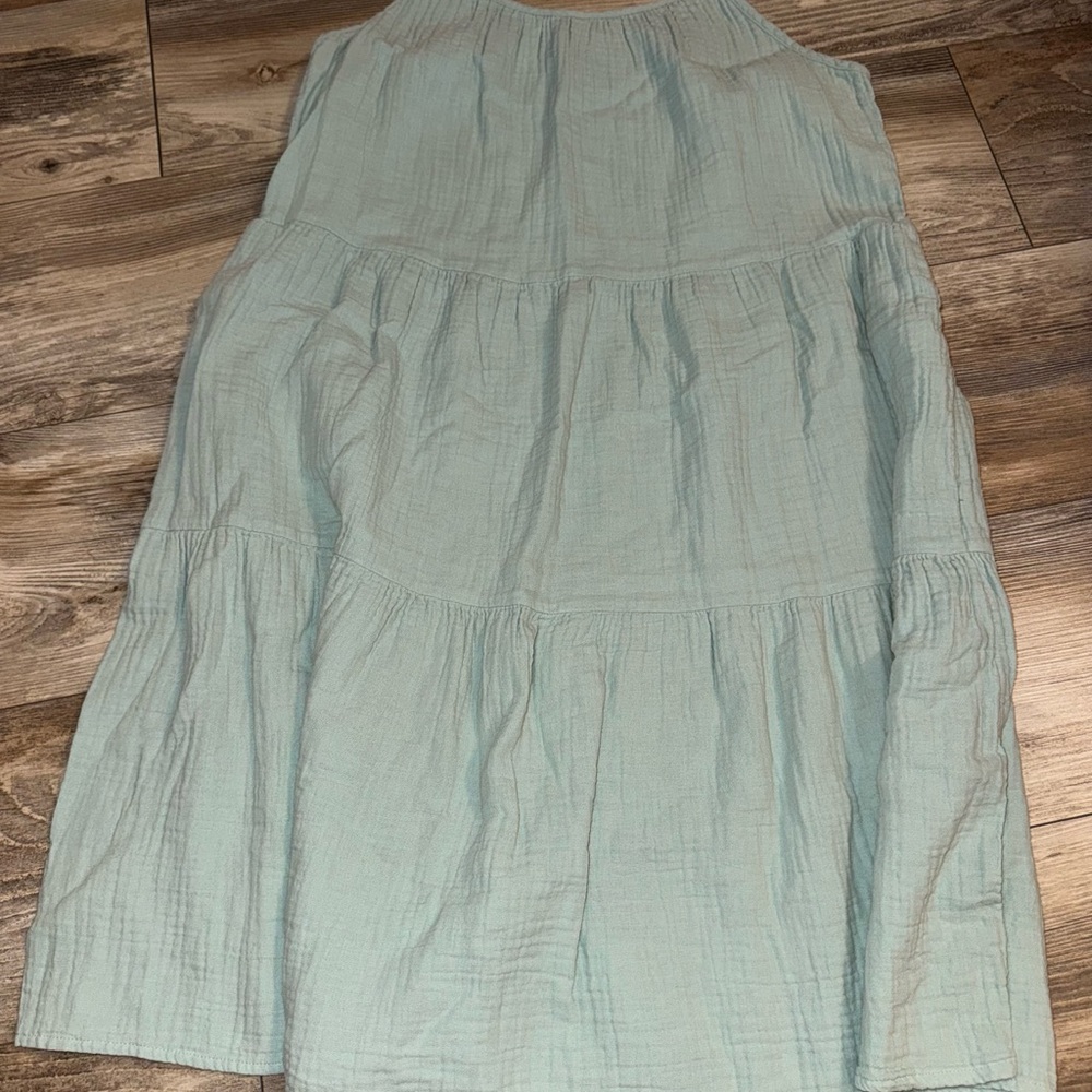Light Green Sleeveless Dress